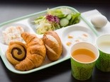 健康パン朝食を無料でご提供