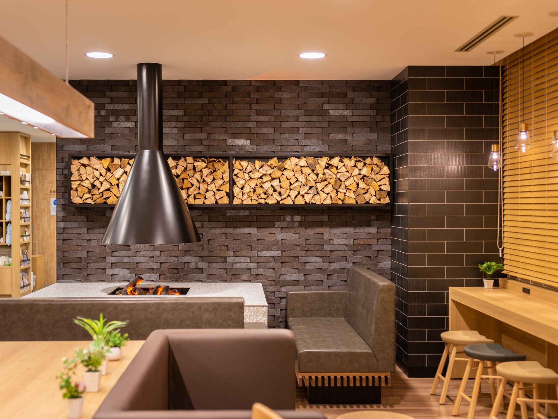 スーパーホテル函館の日吉ICから車で23分の好立地、駐車場も完備