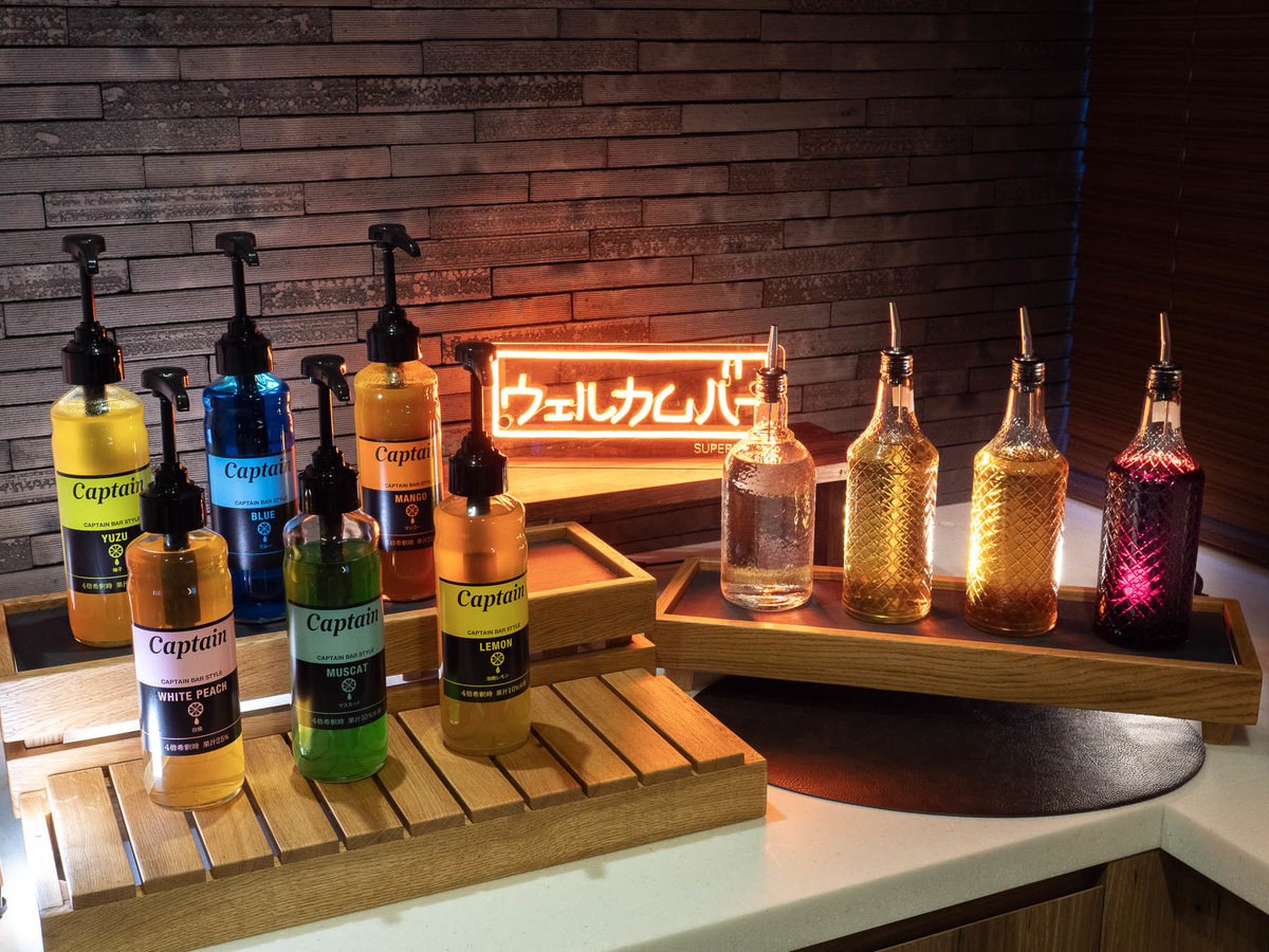 スーパーホテル南彦根駅前の自分好みにたのしめるウェルカムバー