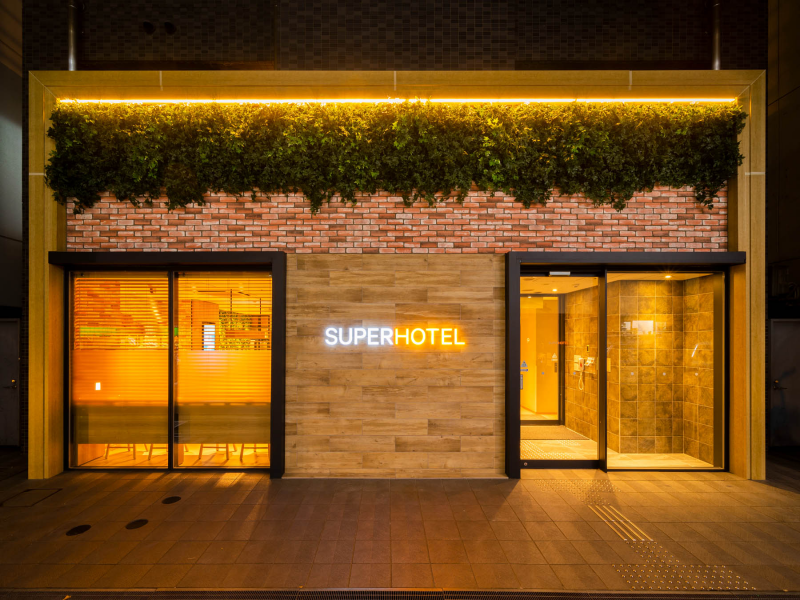 スーパーホテル新橋・烏森口のJR新橋駅から徒歩5分の好立地