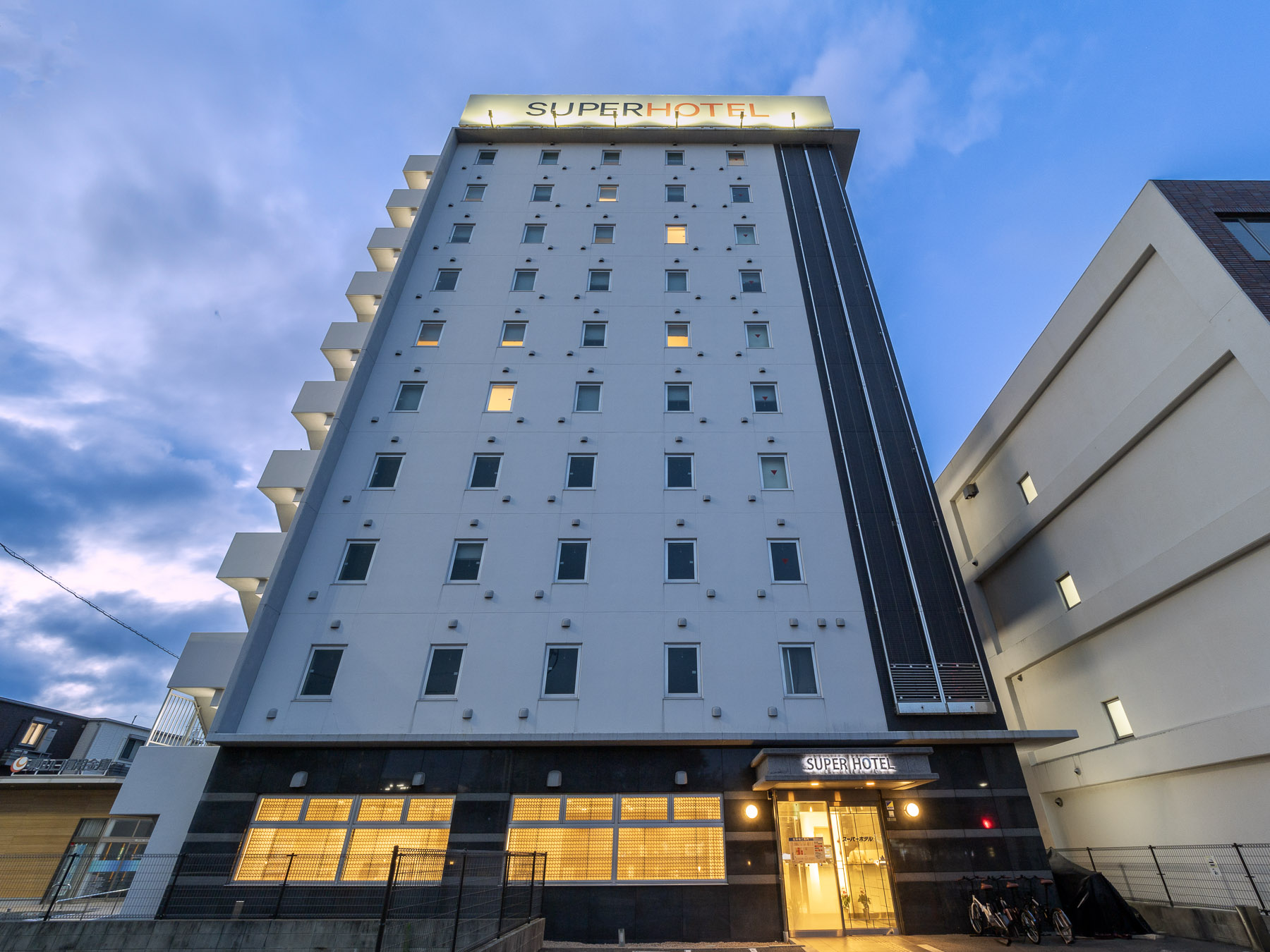 スーパーホテル防府駅前1