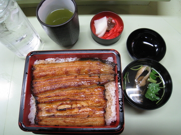 鯉とうなぎのまるます家 総本店